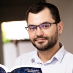 Microtraições no mundo digital: análise do psicólogo Renan Santana sobre os novos limites da fidelidade